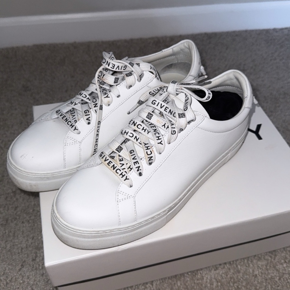 Urban sneakers